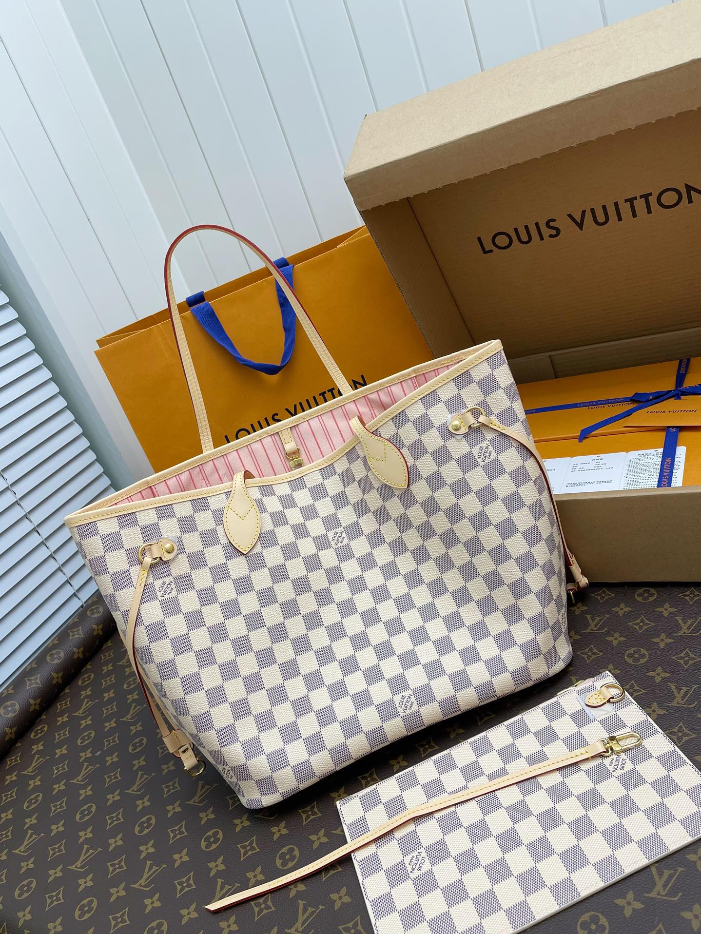 LV Shopping Bags